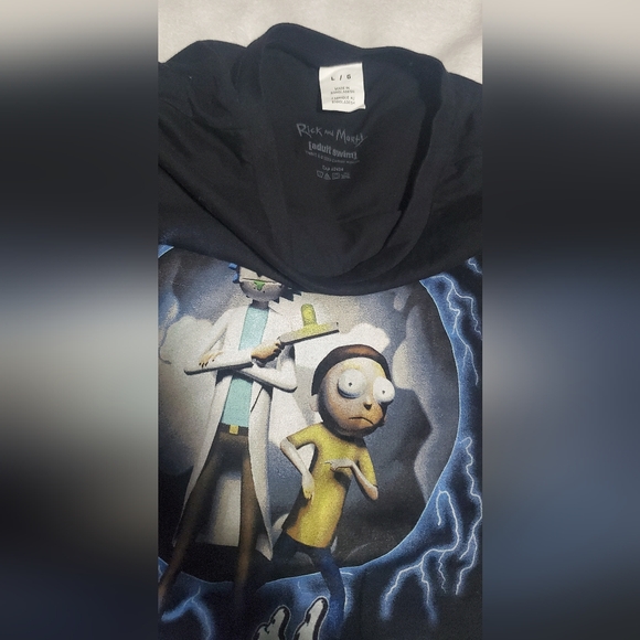 Unisex Rick and Morty Black T Shirt Large New - Picture 3 of 4